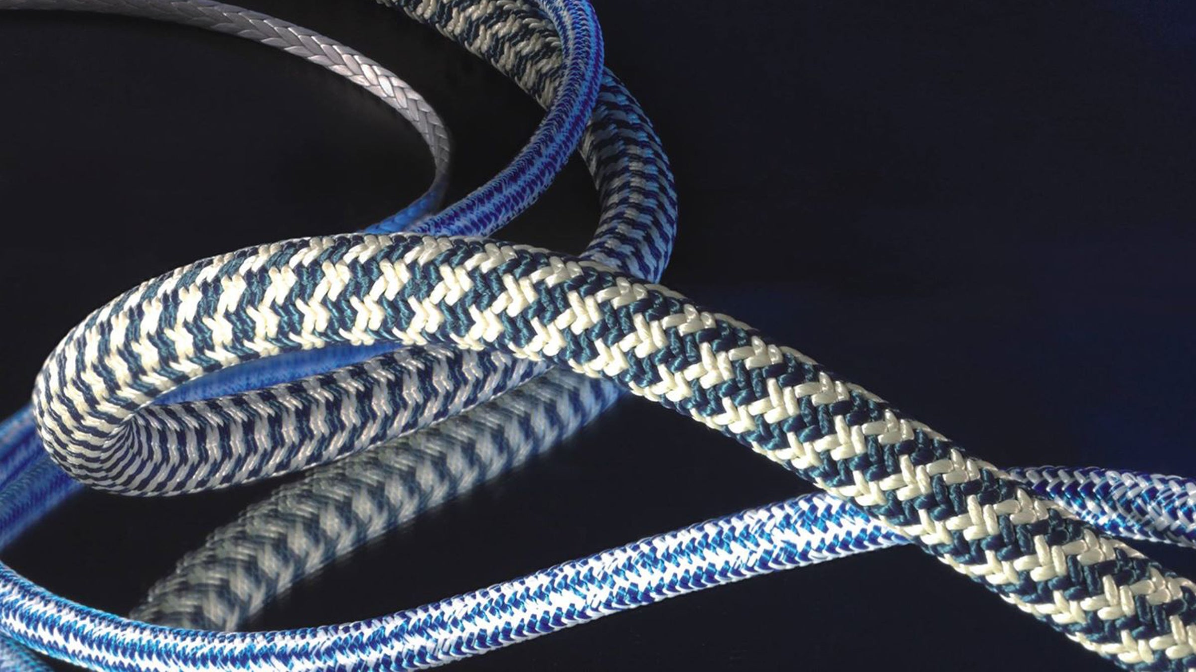 Σχοινιά πρόσδεσης, πριμάτσες, μαντάρια, σκότες, αγωνιστικής ιστιοπλοΐας, flightsport, στη μεγαλύτερη ποικιλία και μόνο στο Compomare Marine Chandlers.